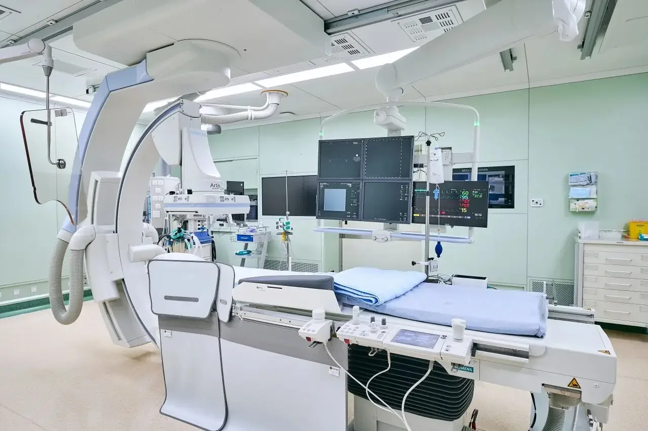 SinoUnited Health electrophysiology laboratory prepared for cardiac diagnostics